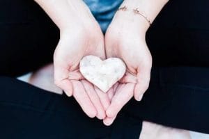 איך לשמור על האנרגיה שלך תוך כדי טיפול באדם אהוב עם LC